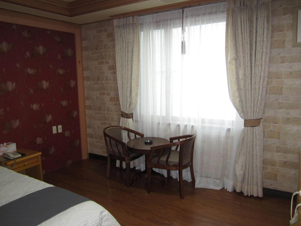 Jeju Olleh Hotel Стая снимка