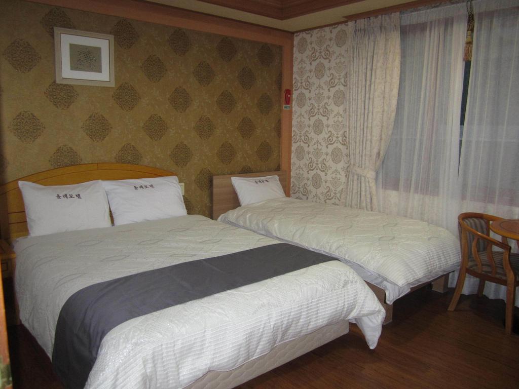 Jeju Olleh Hotel Стая снимка
