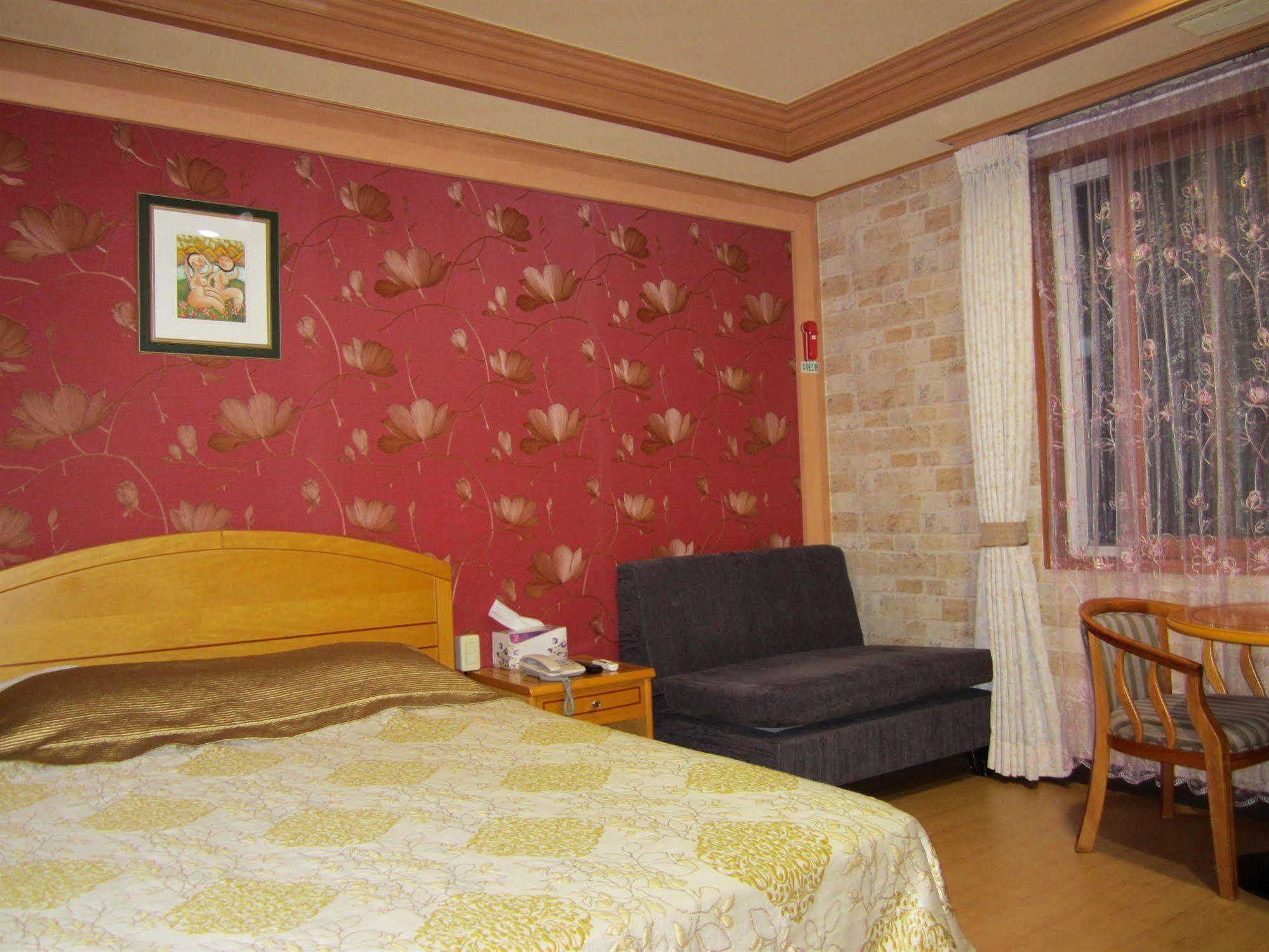 Jeju Olleh Hotel Екстериор снимка